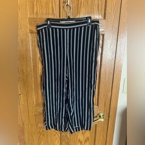LOFT Striped Cropped Pull On Pant - Large
